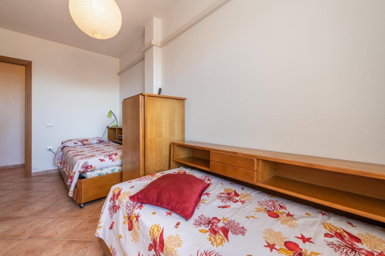 Casa Vacanze 21 Aprile - T Calasetta Dış mekan fotoğraf