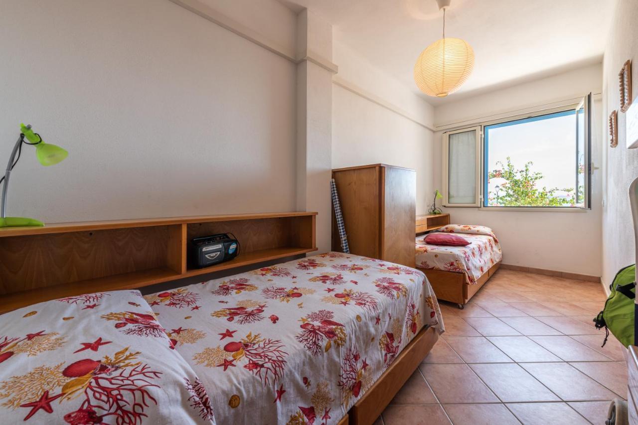 Casa Vacanze 21 Aprile - T Calasetta Dış mekan fotoğraf